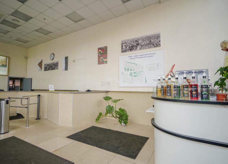 Головинские пруды: Вид главного ресепшен здания